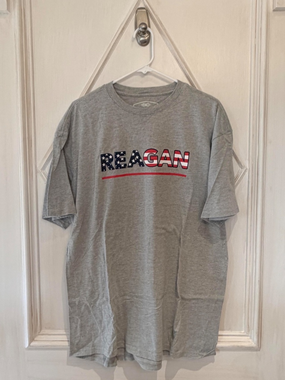Burlebo "Reagan" Heather Gray T-shirt